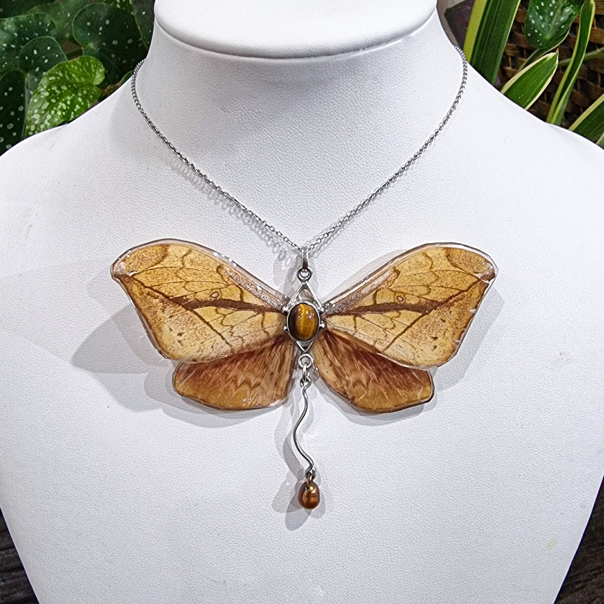 The Earthen Angel 🧡💛🧚‍♀️