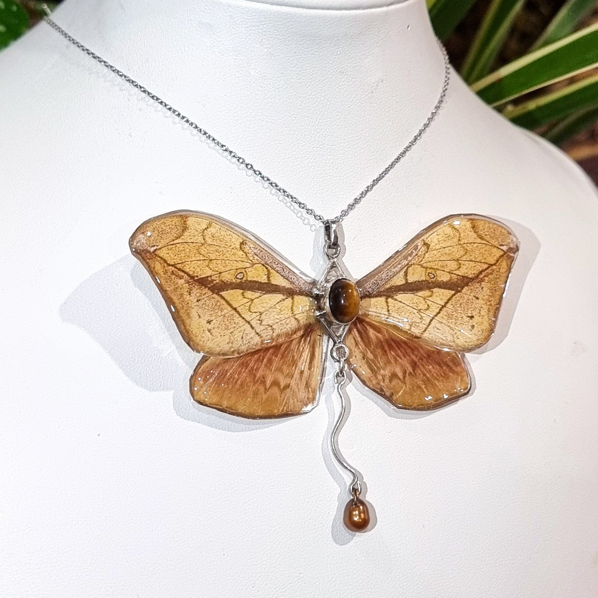 The Earthen Angel 🧡💛🧚‍♀️